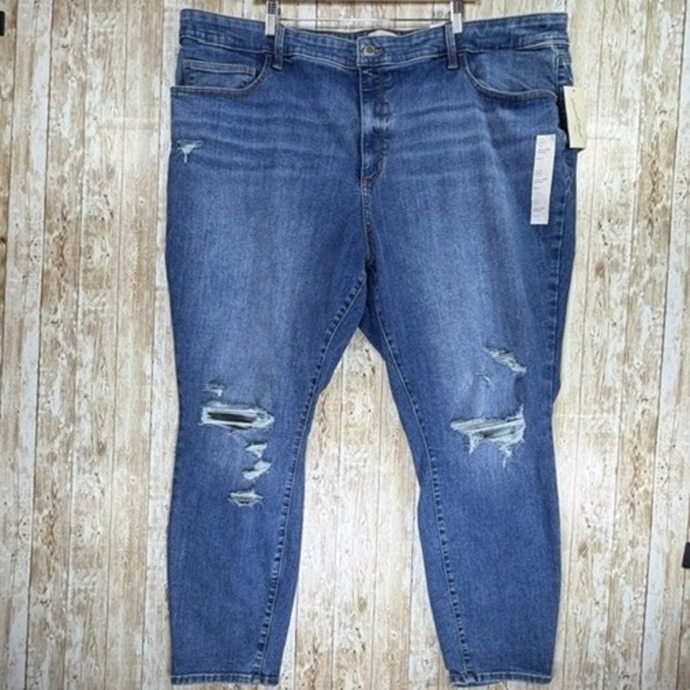 NWT Universal Thread High Rise Skinny Jeans Plus Size 26 Distressed High Stretch